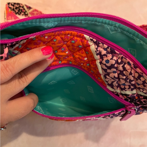 NWT Vera Bradley Hipster Crossbody Purse in Modern Medley Pattern - Picture 5 of 5